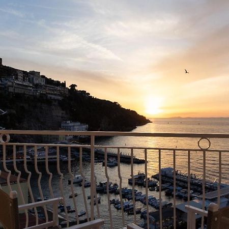 Coltur Suites Sorrento Bagian luar foto